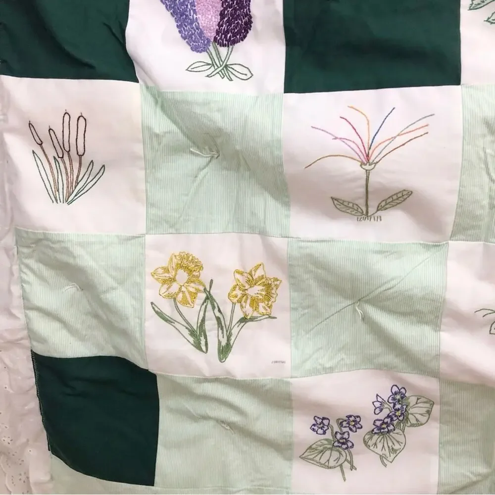 Vintage Handmade Embroidered Flowers Quilt